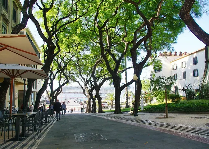 Ribeira Funchal Center